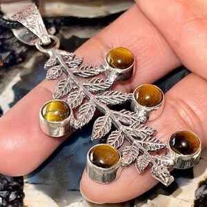 Lightweight Golden Brown Tiger Eye Pendant 2 1/2”